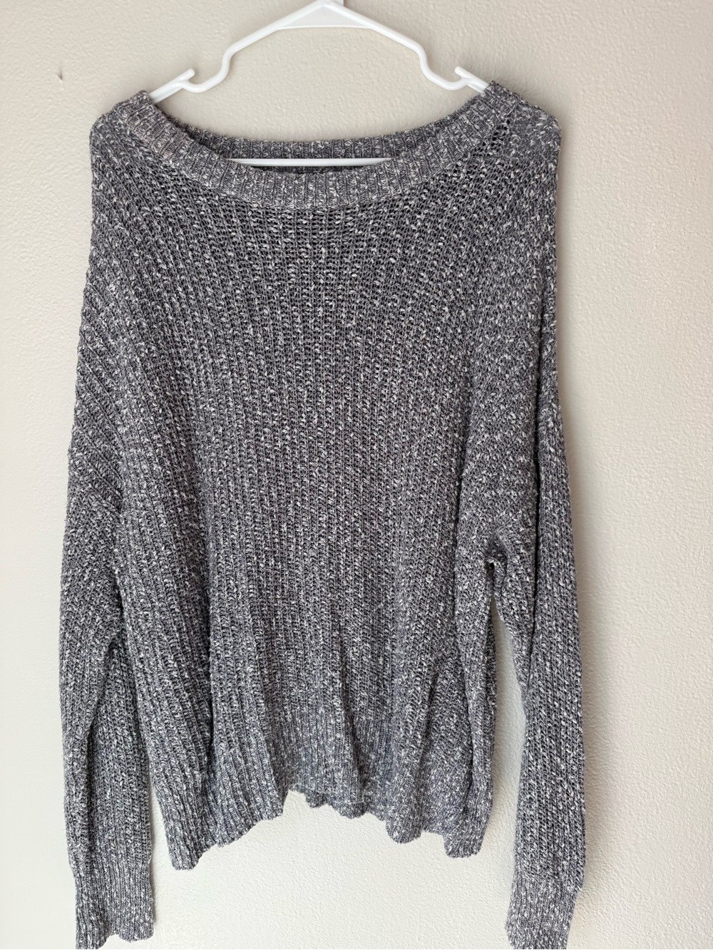 Universal Thread Gray Marled Crewneck Sweater